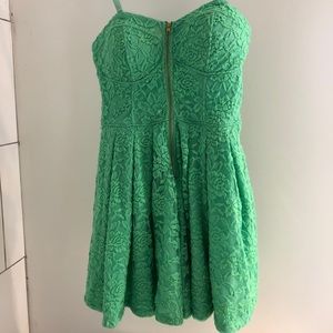 Romper lacy, material girl